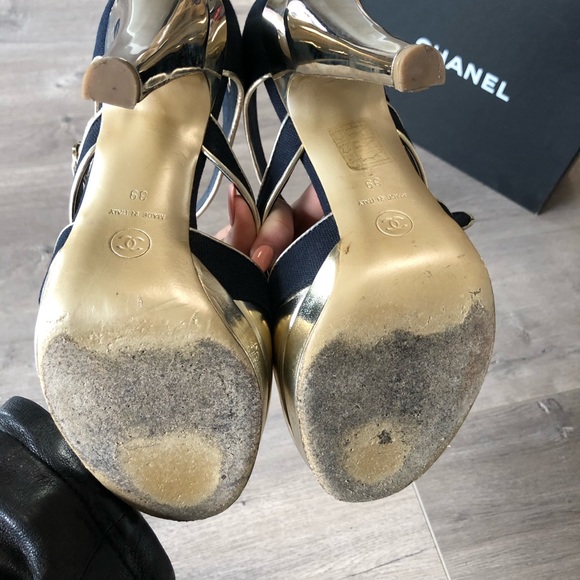 CHANEL NAVY CANVAS PEEP TOE - Picture 6 of 7